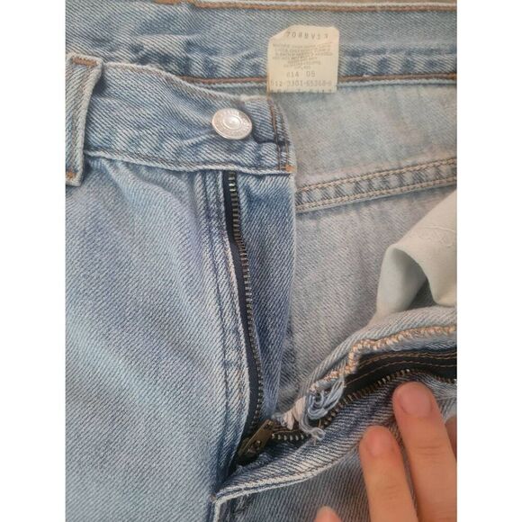 Levi's Vintage 577 Jeans Lower Rise Loose Fit Repurposed Cut-off Shorts Jhorts S - Picture 2 of 12